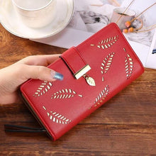 Load image into Gallery viewer, Gold Hollow Leaves Pouch Wallet - orevele
