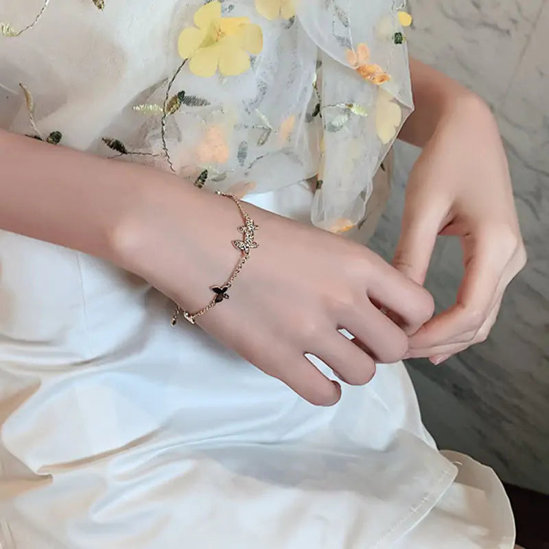 Crystal Butterfly Bracelet - orevele
