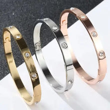 Load image into Gallery viewer, Sparkle Bracelet - orevele
