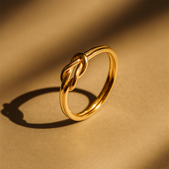 Lyra Knot Ring - orevele