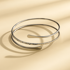 Lureva Spiral Cuff - orevele