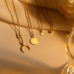 Celestia Layered Pendant Necklace - orevele