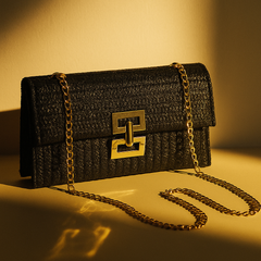 Château Chic Straw Clutch - orevele