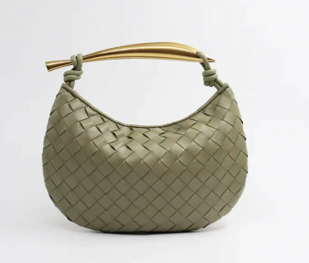 Chic Woven Carryall - orevele