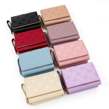 Load image into Gallery viewer, Embroidered Love Heart Multi Card Slots Wallet - orevele