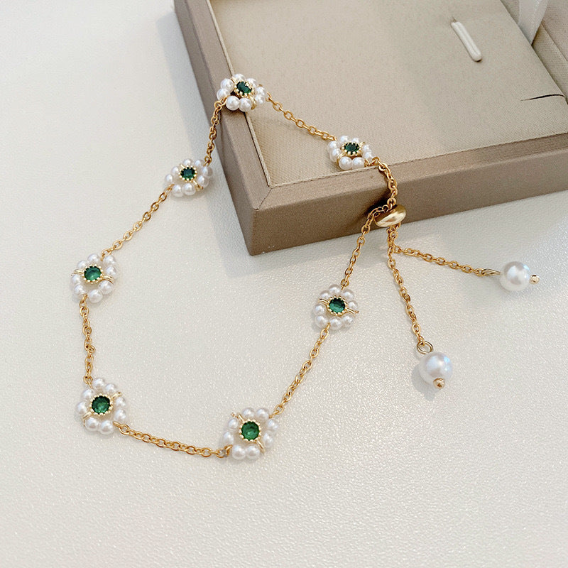 Enchanting Floral Bracelet - orevele