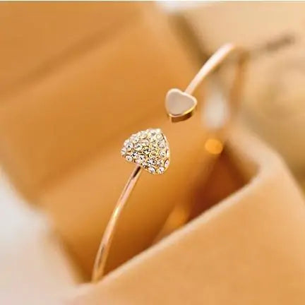 Golden Heart Bracelet - orevele