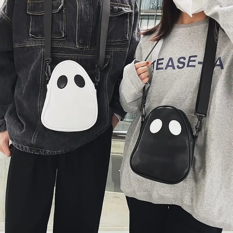 Charming Ghost Tote - orevele