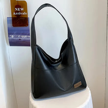 Load image into Gallery viewer, Large-Capacity Retro Shoulder Bag - orevele