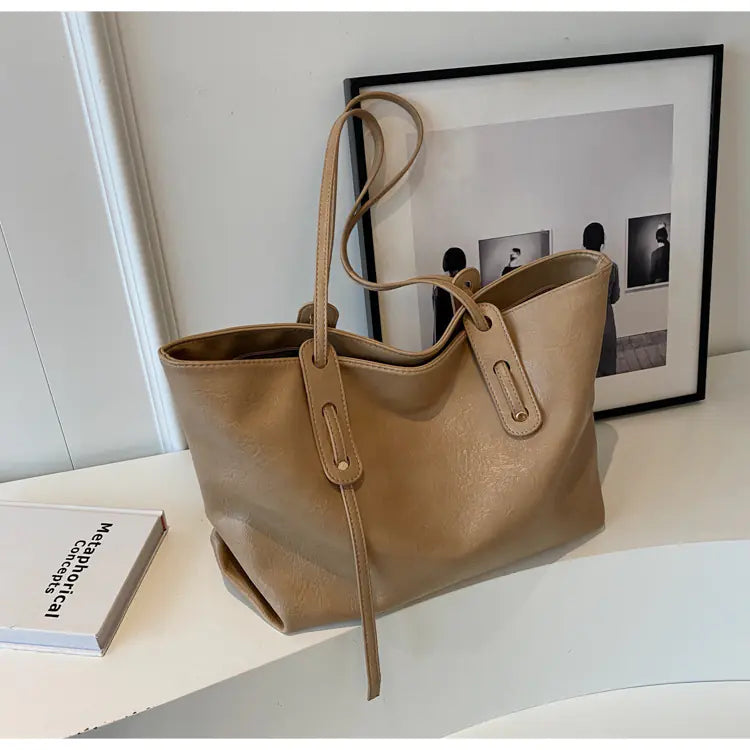 Western Elegance Shoulder Bag - orevele