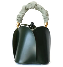 Load image into Gallery viewer, Flower bucket bag - orevele