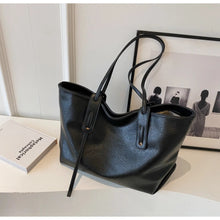 Load image into Gallery viewer, Western Elegance Shoulder Bag - orevele