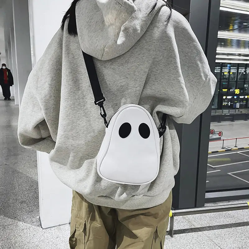 Charming Ghost Tote - orevele
