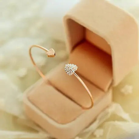 Golden Heart Bracelet - orevele